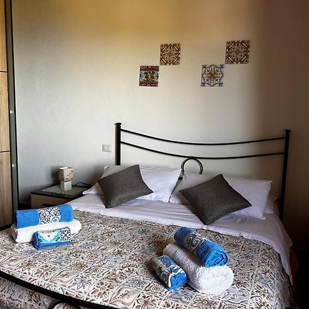 Casa Gambino Bed and Breakfast Savoca Εξωτερικό φωτογραφία