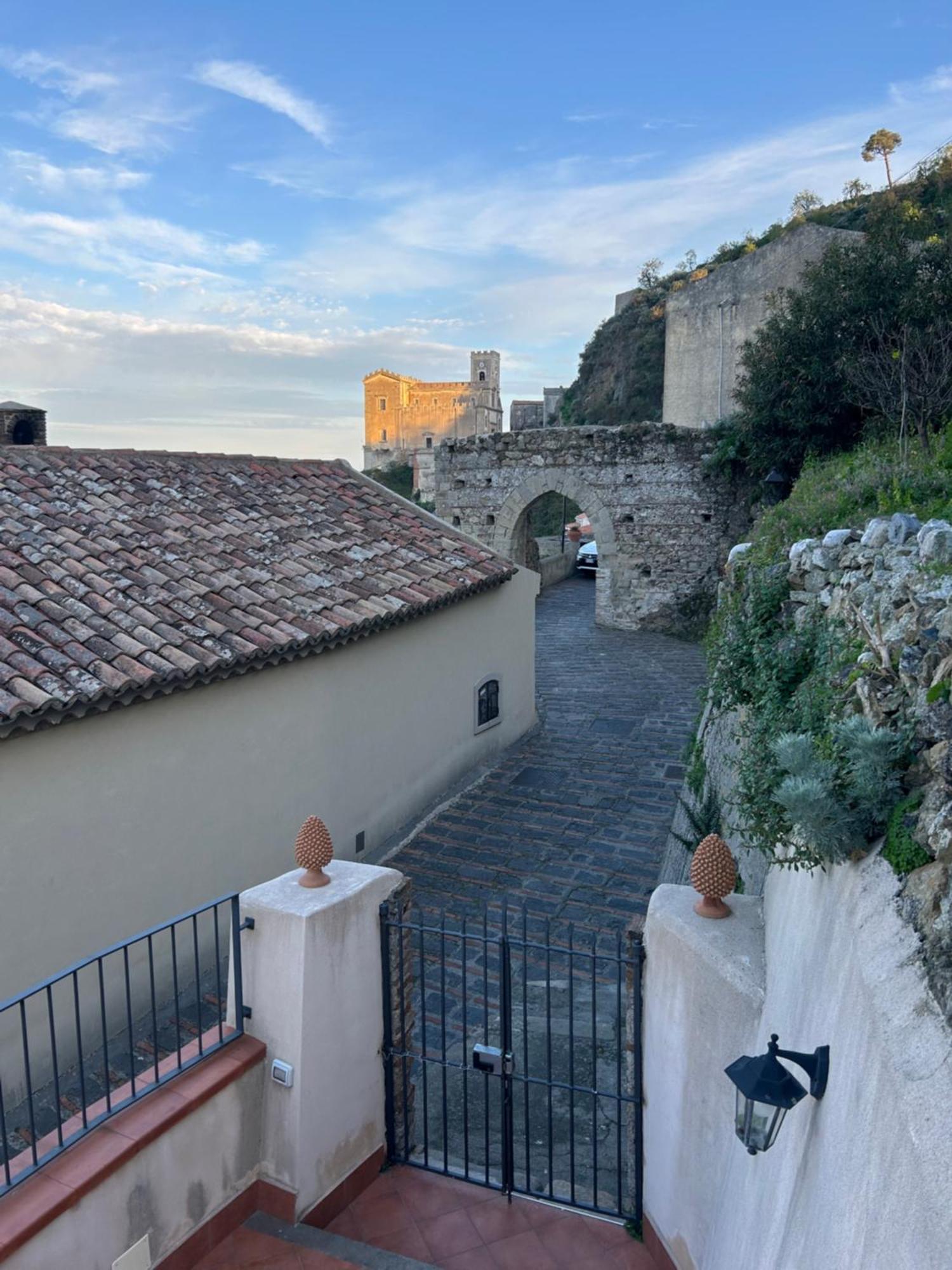 Casa Gambino Bed and Breakfast Savoca Εξωτερικό φωτογραφία