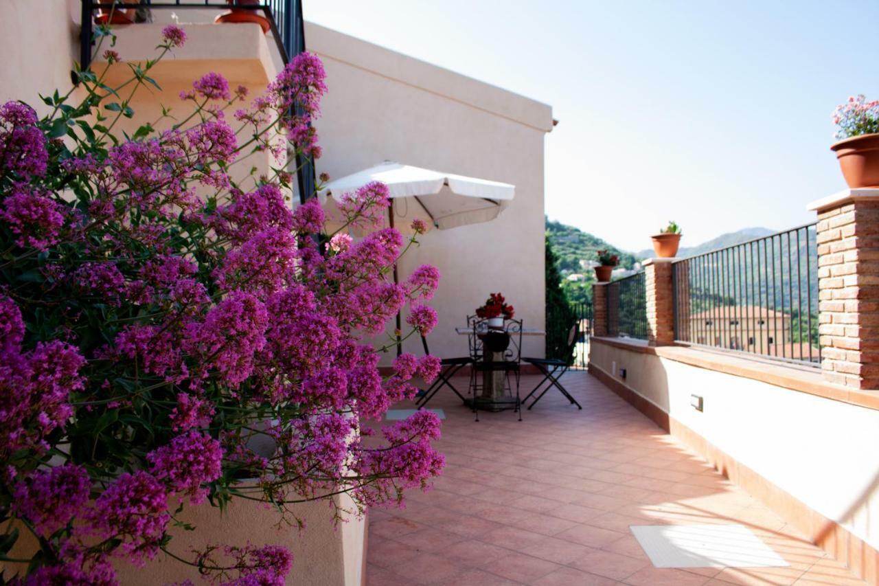 Casa Gambino Bed and Breakfast Savoca Εξωτερικό φωτογραφία